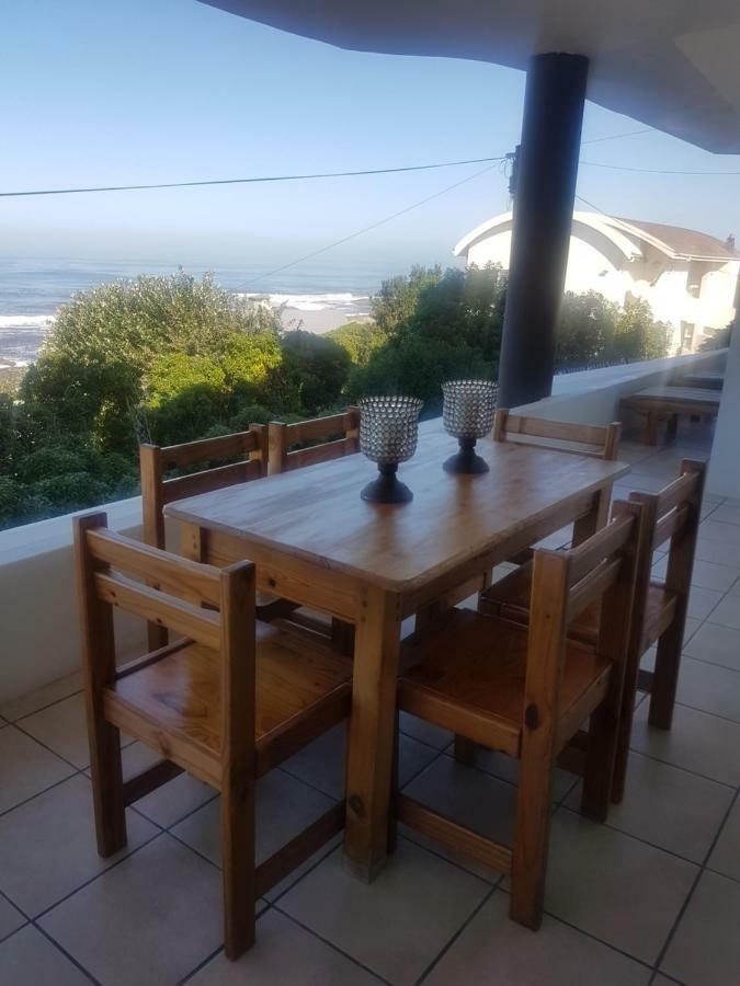 Beaumonte Guesthouse Hermanus Exterior photo
