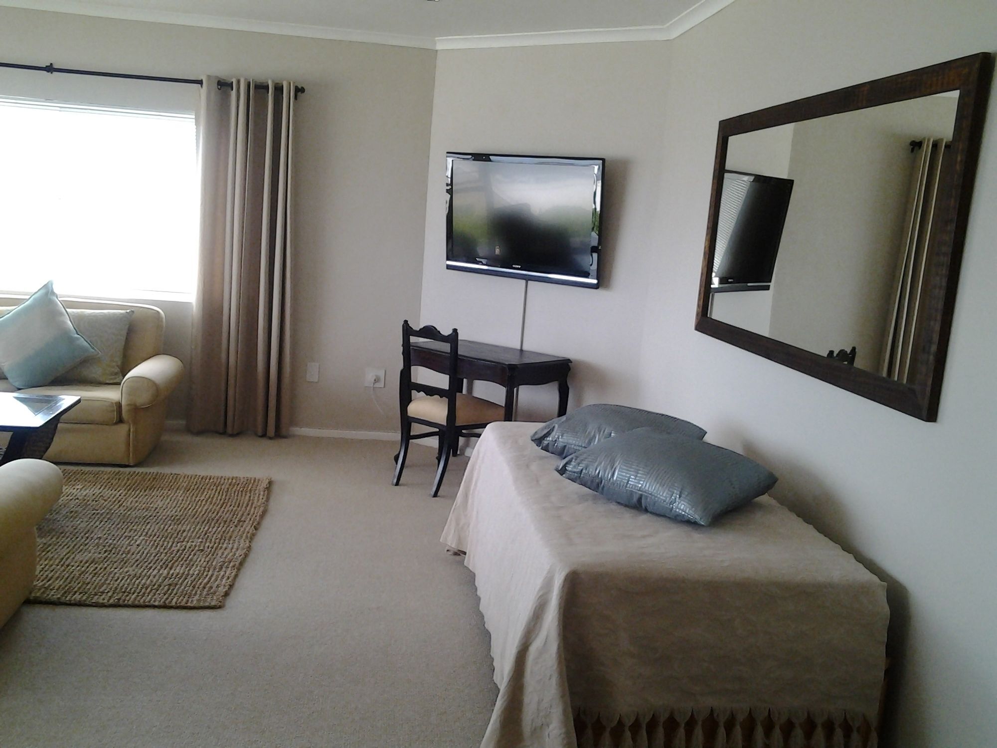 Beaumonte Guesthouse Hermanus Exterior photo